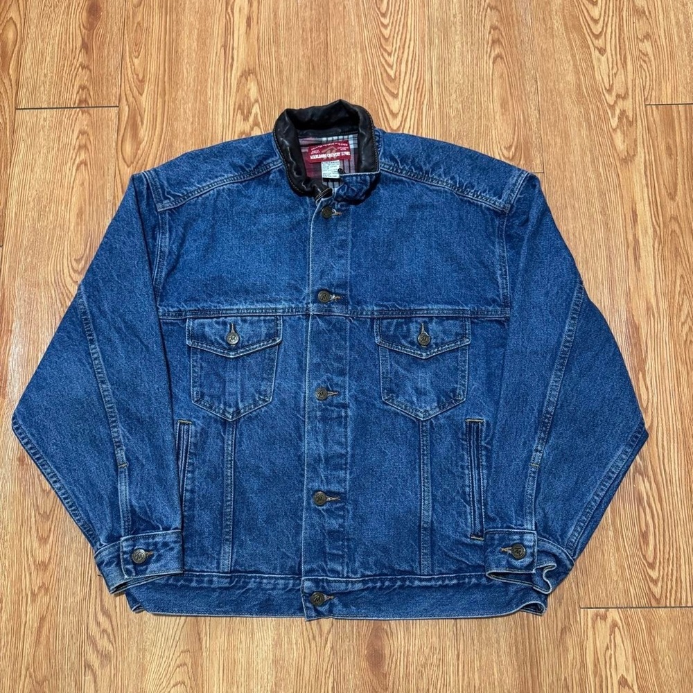 Marlboro Men's Denim Jacket Medium Vintage 90s Jean Trucker Utility Cigarette